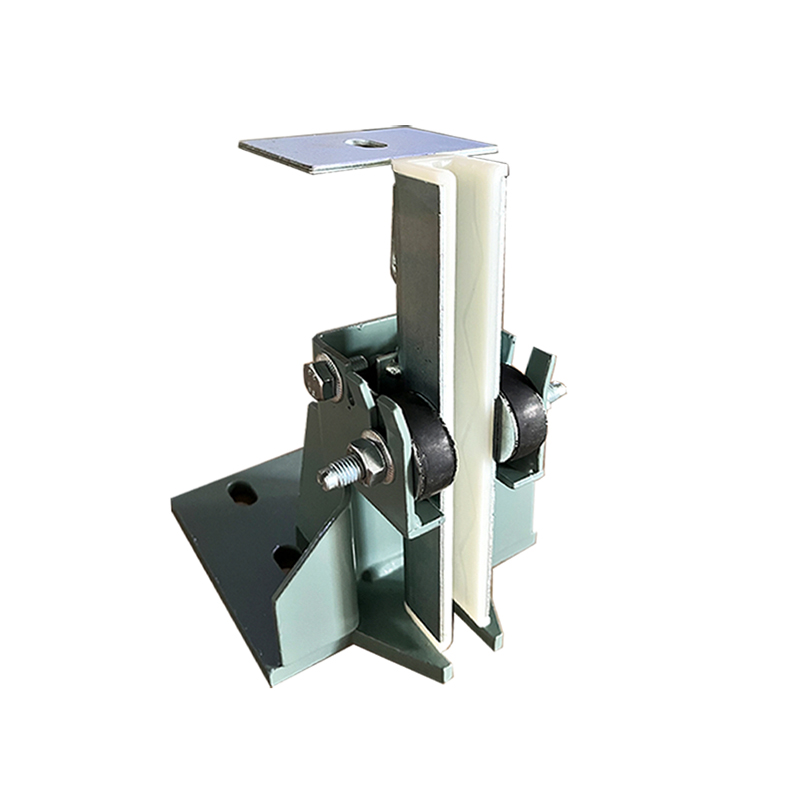 FKD-1460 Elevator B22 Guide Shoes (4 Holes)